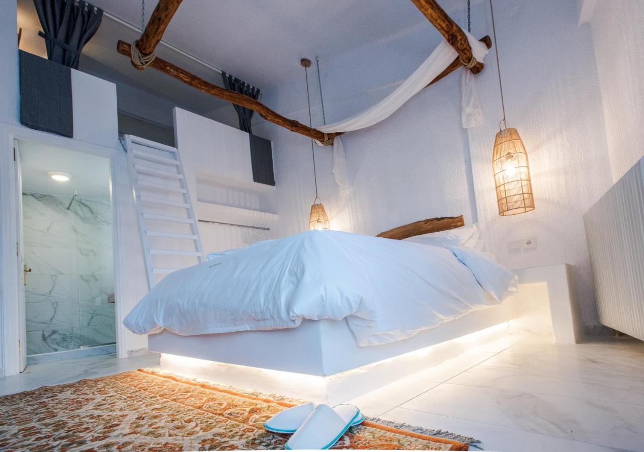 Blue Mountain Guesthouse By Seablue อาราโชวา ภายนอก รูปภาพ